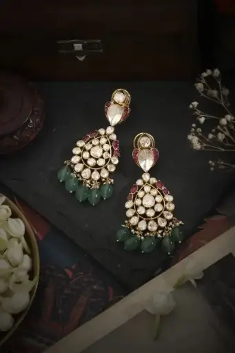 earing